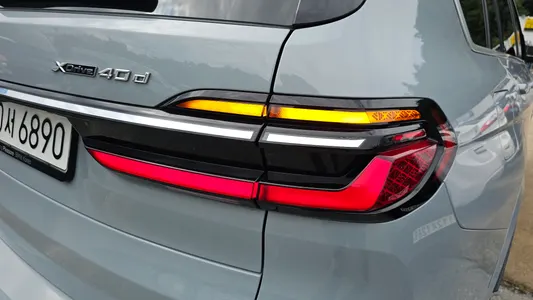 BMW X7 (G07) xDrive 40d M 6 2024 23