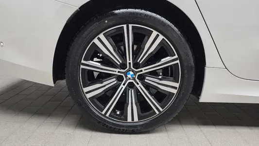 BMW 3 Series (G20) 320d 2025 5