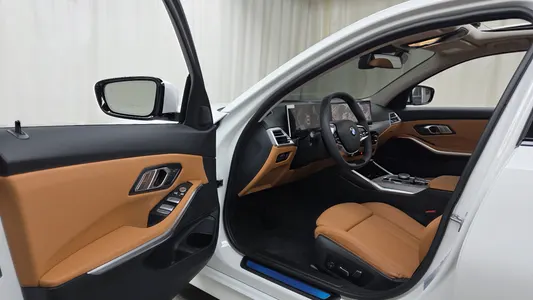 BMW 3 Series (G20) 320d 2025 10