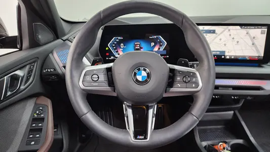 BMW 1 Series (F70) 120 M 2025 12