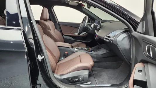 BMW 1 Series (F70) 120 M 2025 26
