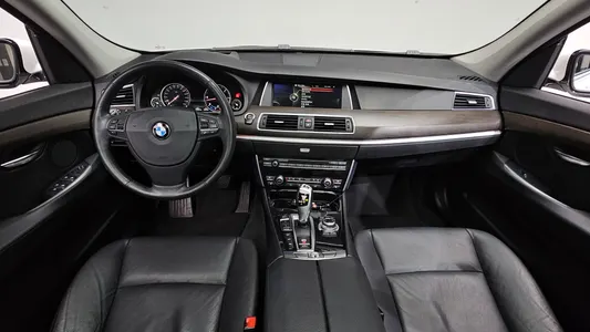 BMW 5 Series GT (F07) GT 30d xDrive 2013 7