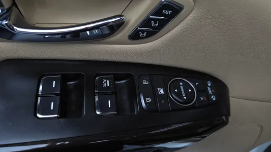 Kia 카니발 7 2015 27