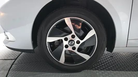 Renault Korea SM3 Z.E. RE 2017 5