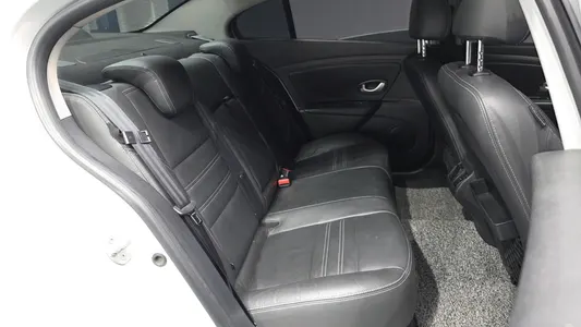 Renault Korea SM3 Z.E. RE 2017 12