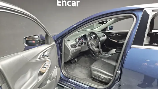 Chevrolet 말리부 1.5 LTZ 2017 10
