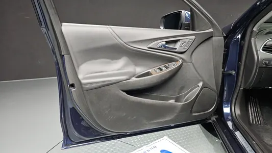 Chevrolet 말리부 1.5 LTZ 2017 24