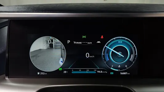 Hyundai 넥쏘 2023 8