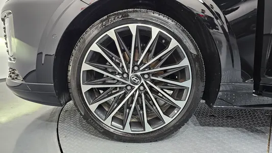 Hyundai (GN7) 2025 5