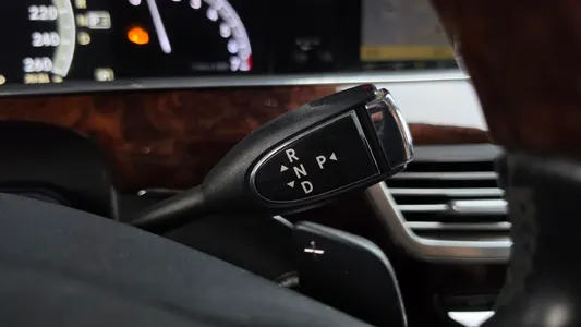 Mercedes-Benz S-Class W221 S350L 2010 9