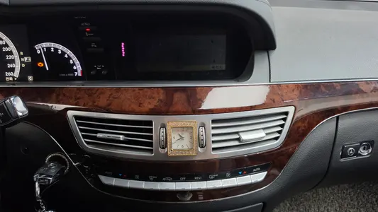 Mercedes-Benz S-Class W221 S350L 2010 12