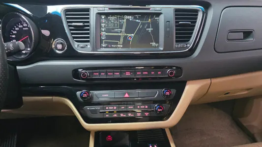 Kia 카니발 9 2017 15