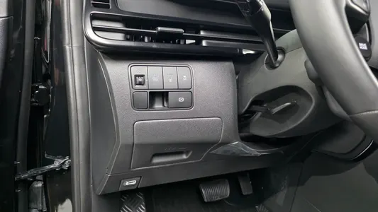Hyundai 스타리아 HEV 1.6T 2 2026 17