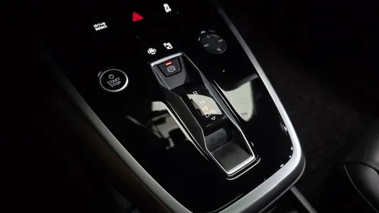 Audi Q4 e- (F4) 40 2022 9