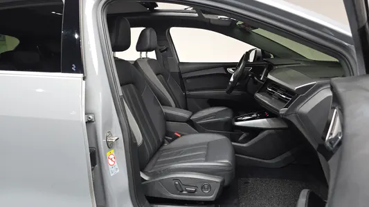 Audi Q4 e- (F4) 40 2022 11