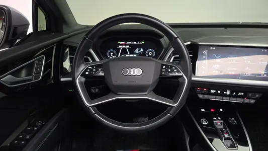 Audi Q4 e- (F4) 40 2022 14