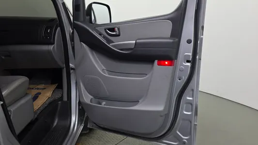 Hyundai 그랜드 스타렉스 2018 25