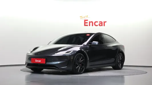 Tesla 3 AWD 2026