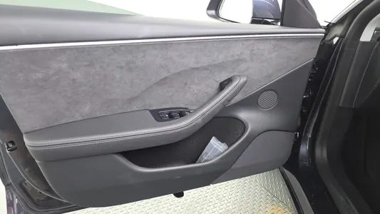 Tesla 3 AWD 2026 24