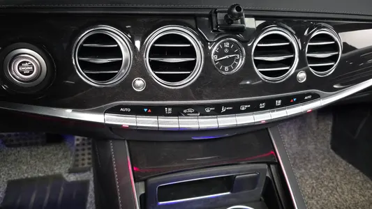 Mercedes-Benz S-Class W222 S350 d 4MATIC AMG Line 2020 31