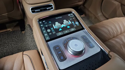Genesis G90 (RS 4) 3.5 AWD 2023 19