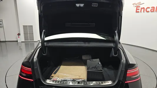 Genesis G90 (RS 4) 3.5 AWD 2023 37