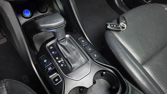 Hyundai DM (e-VGT) 2.0 2WD 2014 9