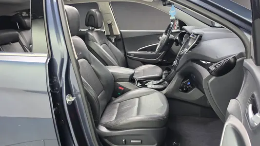 Hyundai DM (e-VGT) 2.0 2WD 2014 26
