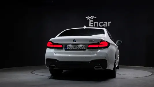 BMW 5 Series (G30) 530i M 2023 4