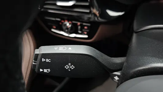 BMW 5 Series (G30) 530i M 2023 19