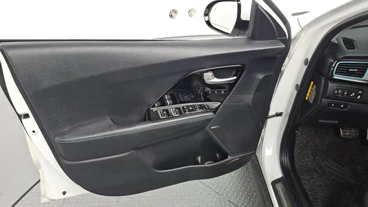 Kia EV 2018 24