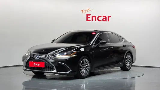 Lexus ES300h 7 2021