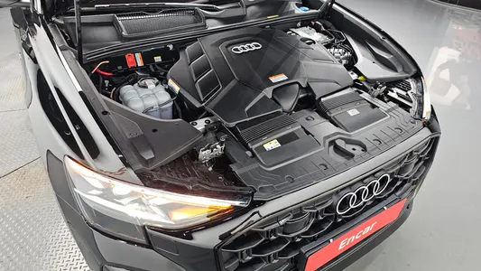 Audi Q8 (4M) 55 TFSI 2025 5