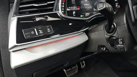 Audi Q8 (4M) 55 TFSI 2025 13