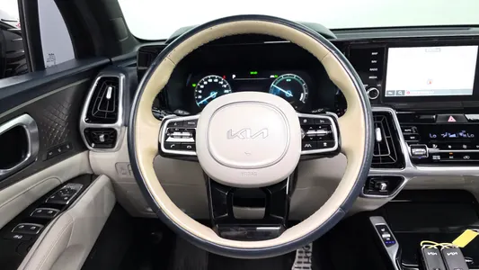 Kia 4 HEV 1.6 2WD 2022 13