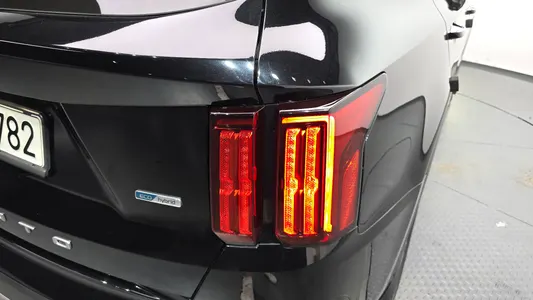 Kia 4 HEV 1.6 2WD 2022 23