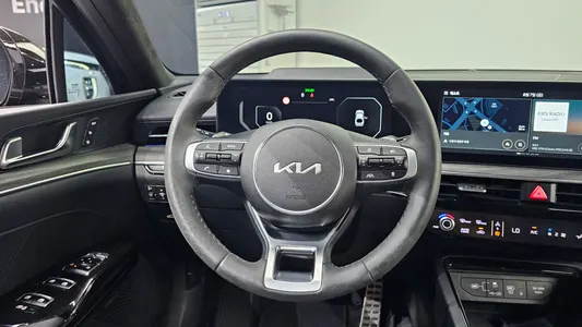 Kia K5 3 2.0 2024 13