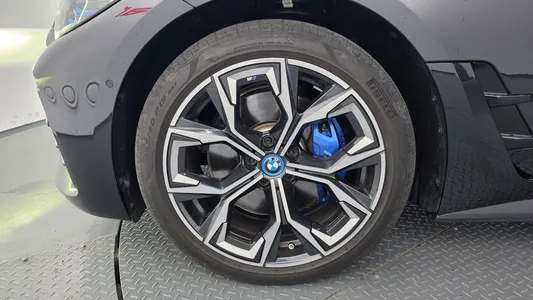 BMW i4 eDrive40 M 2023 5