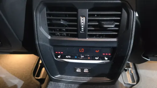 BMW i4 eDrive40 M 2023 31