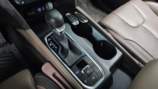 Hyundai TM 2.0 2WD 2019 9