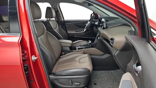 Hyundai TM 2.0 2WD 2019 11