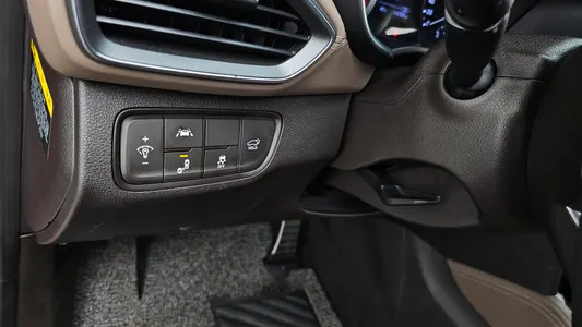 Hyundai TM 2.0 2WD 2019 17