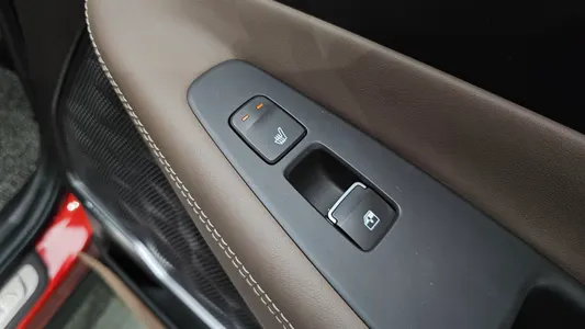 Hyundai TM 2.0 2WD 2019 19