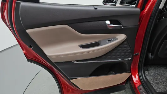 Hyundai TM 2.0 2WD 2019 25