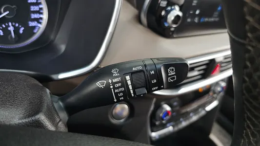 Hyundai TM 2.0 2WD 2019 27