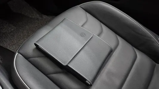 Volkswagen 2 2.0 TDI 4 2023 16