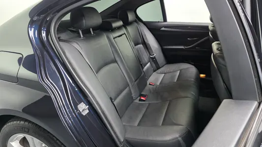 BMW 5 Series (F10) 520d M 2016 10