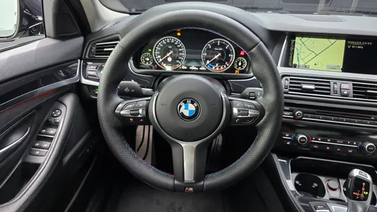 BMW 5 Series (F10) 520d M 2016 12