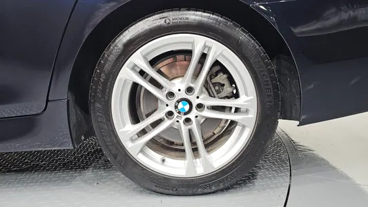 BMW 5 Series (F10) 520d M 2016 21