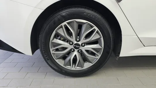 Kia K5 3 2021 5